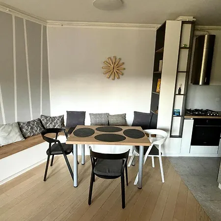Ferienwohnung Modern & Charming - Free Private Parking Zagreb Exterior foto