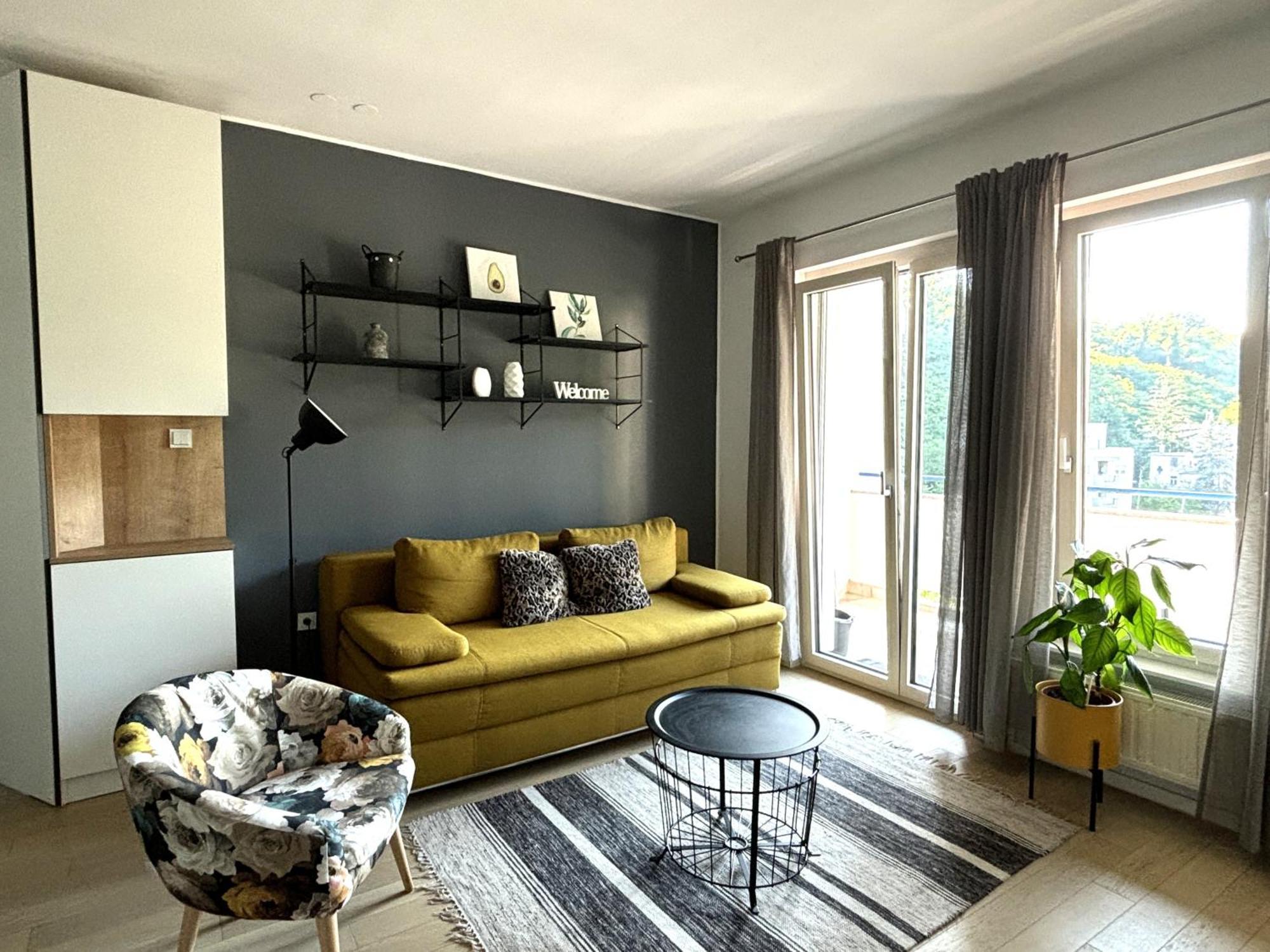 Apartment Modern & Charming - Free Private Parking